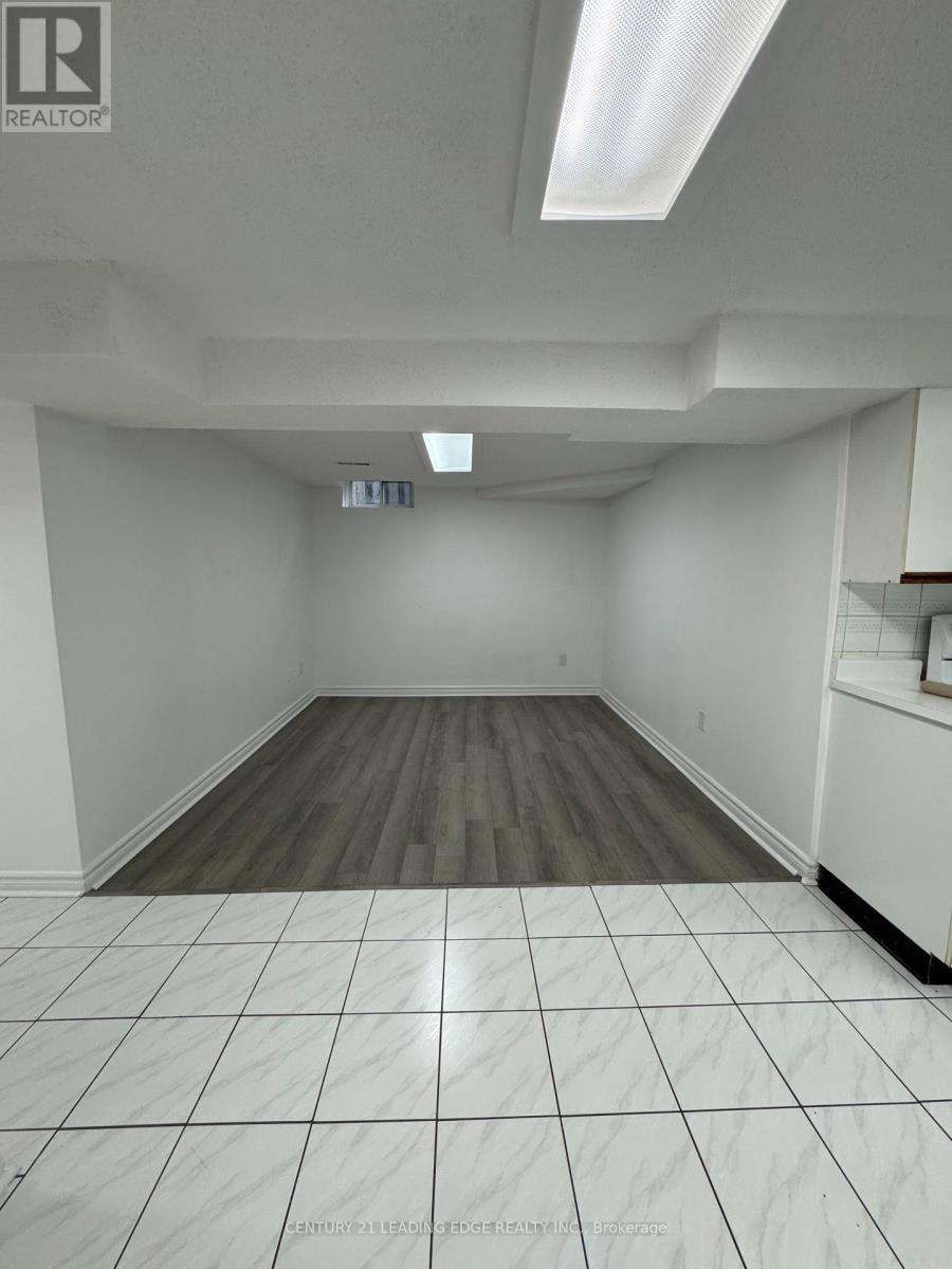 Bsmt - 18 Coleraine Avenue, Markham, Ontario  L3S 2L7 - Photo 8 - N12459791