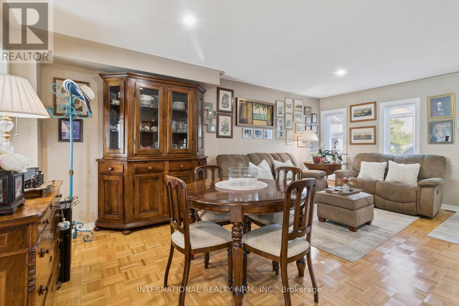 76 Timberwolf Crescent, Vaughan, Ontario  L4H 2W1 - Photo 11 - N12459823