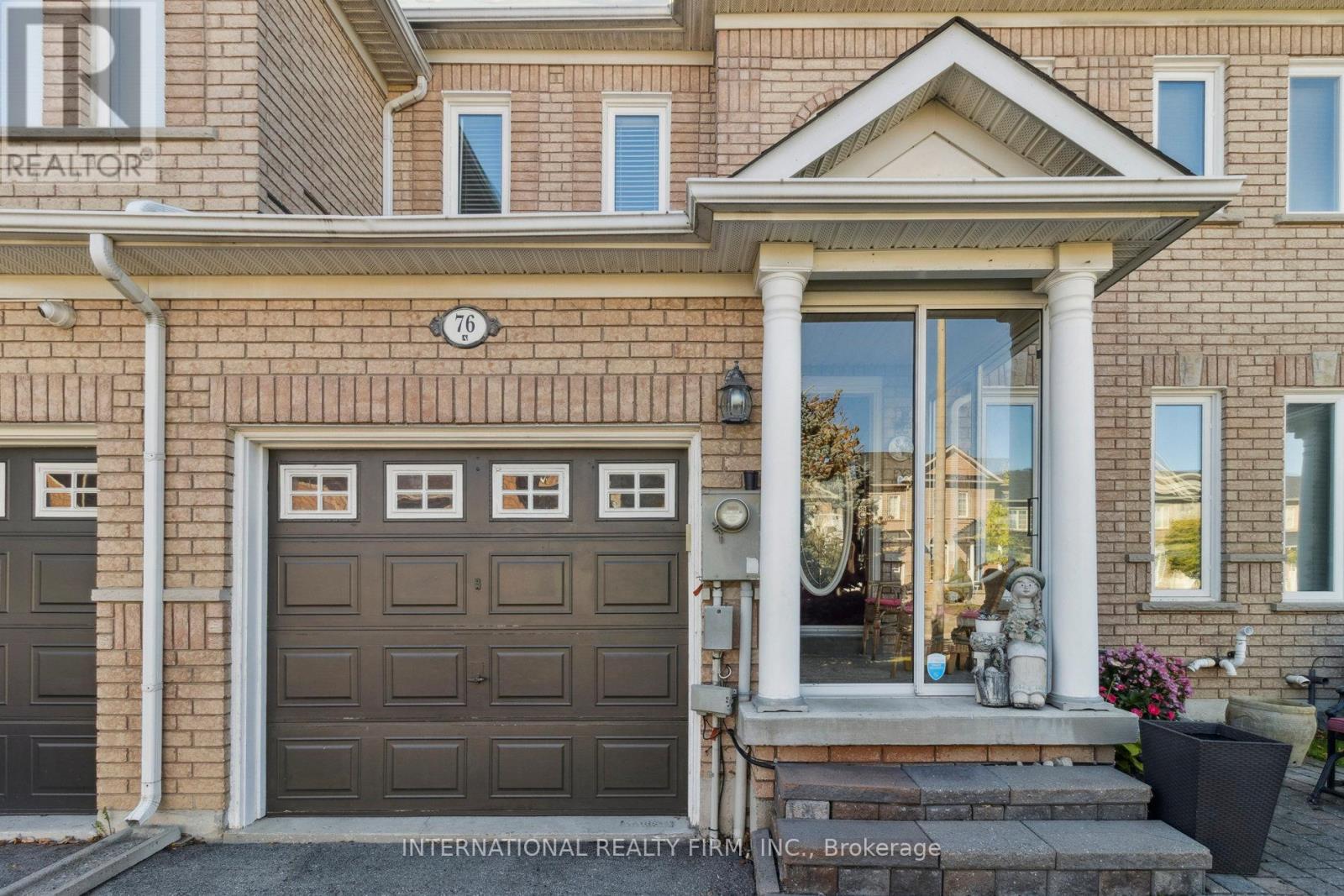 76 Timberwolf Crescent, Vaughan, Ontario  L4H 2W1 - Photo 4 - N12459823