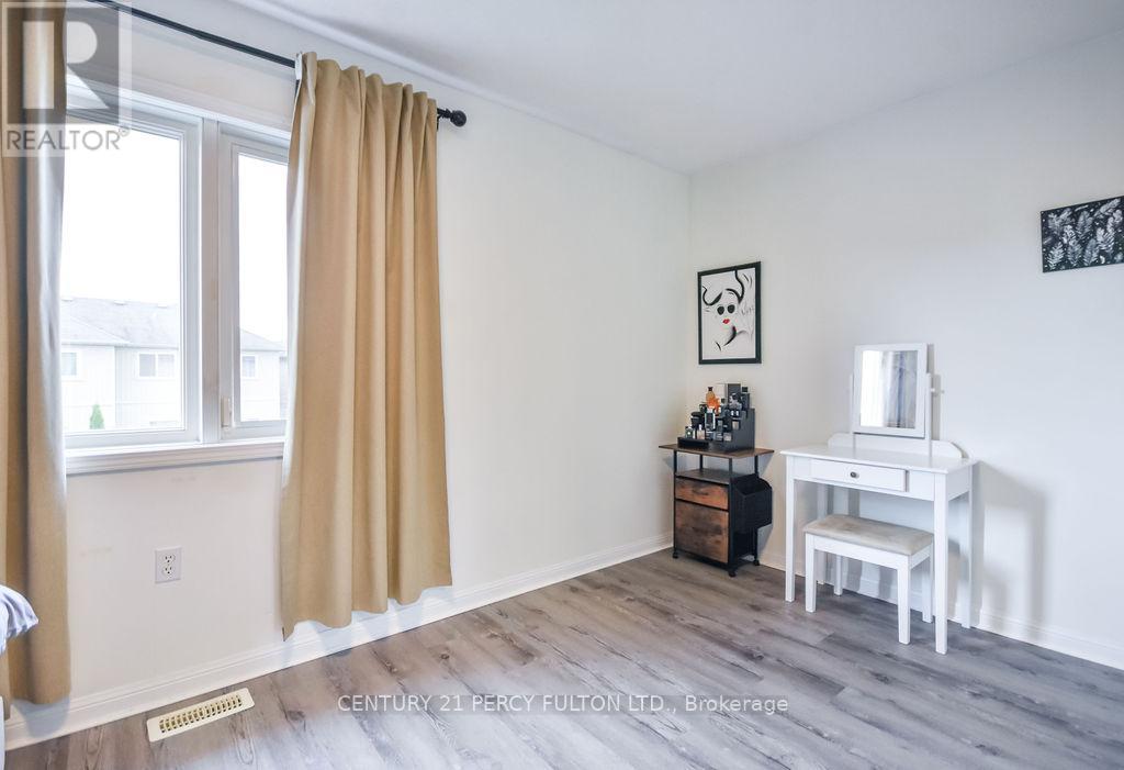 40 Mccann Lane, Essa, Ontario  L0M 1B4 - Photo 17 - N12459844