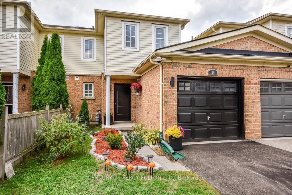 40 Mccann Lane, Essa, Ontario  L0M 1B4 - Photo 2 - N12459844
