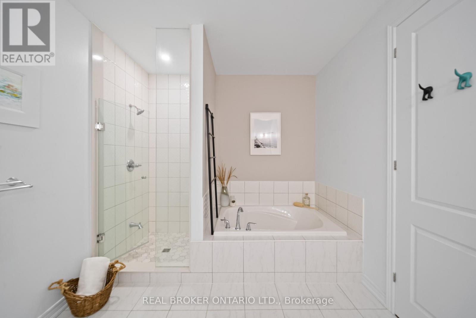 11 Howard Williams Court, Uxbridge, Ontario  L9P 0R2 - Photo 22 - N12459860