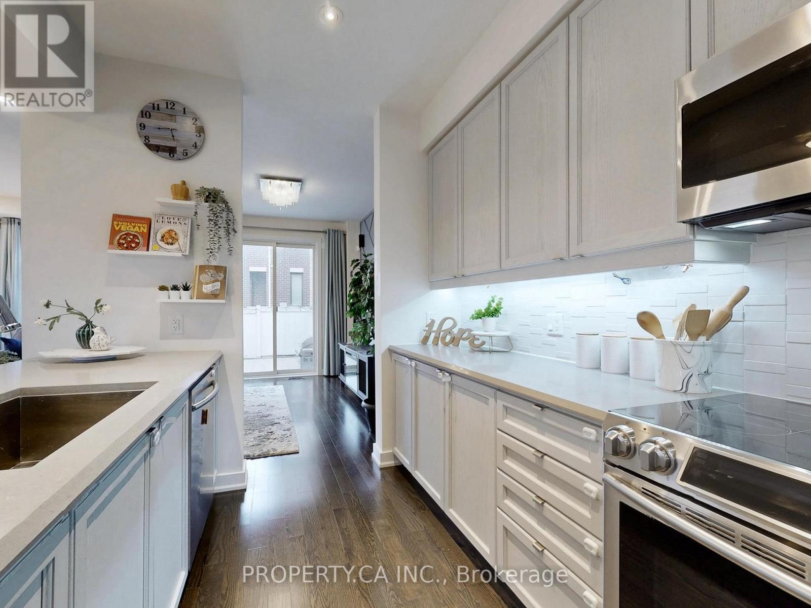 19 Denarius Crescent, Richmond Hill, Ontario  L4E 0Y9 - Photo 20 - N12459890