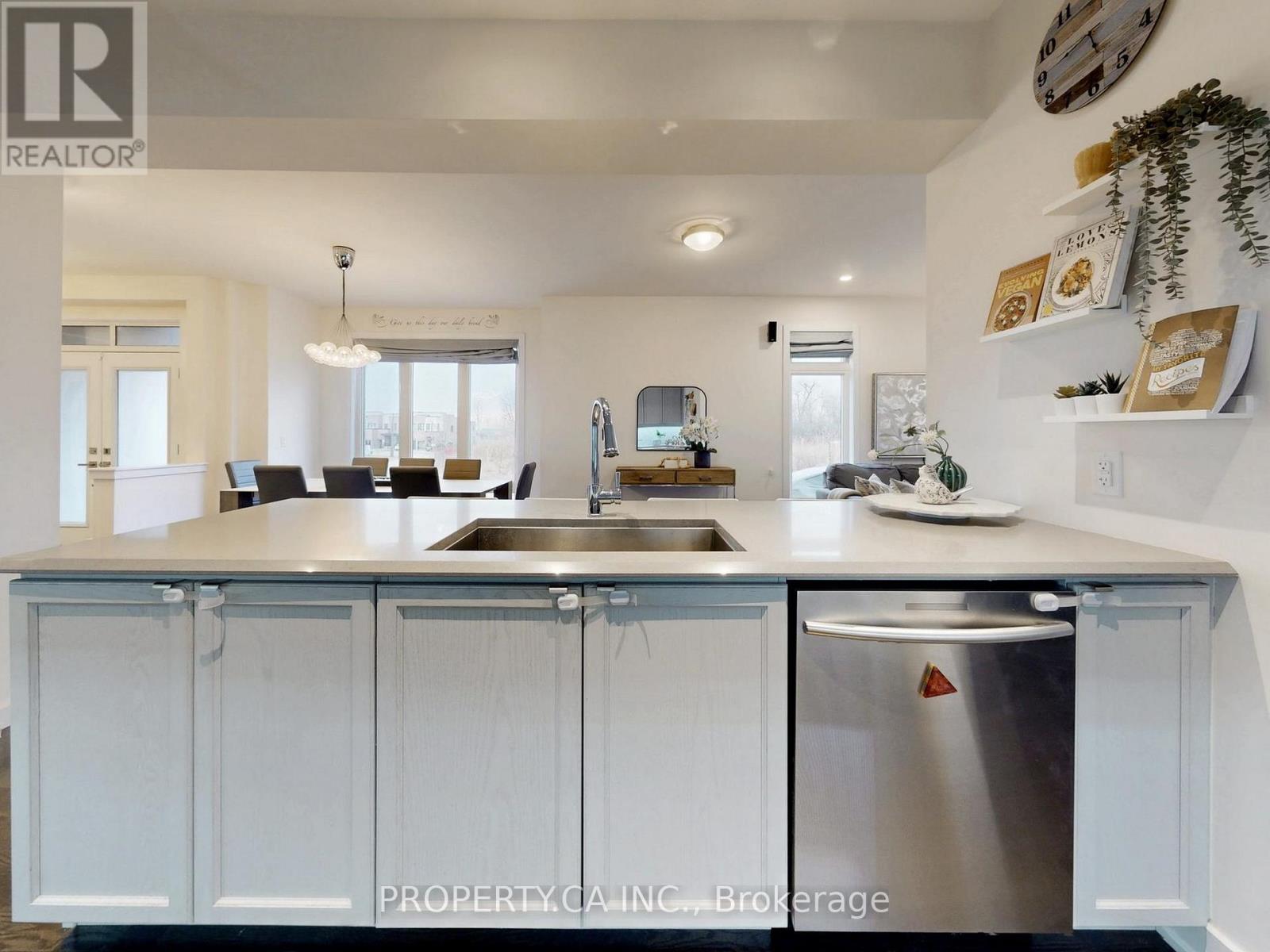 19 Denarius Crescent, Richmond Hill, Ontario  L4E 0Y9 - Photo 22 - N12459890