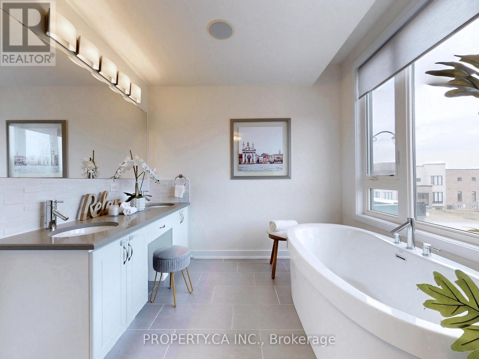 19 Denarius Crescent, Richmond Hill, Ontario  L4E 0Y9 - Photo 43 - N12459890