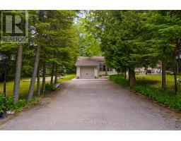 107 NICOLE BOULEVARD, Tiny, Ontario