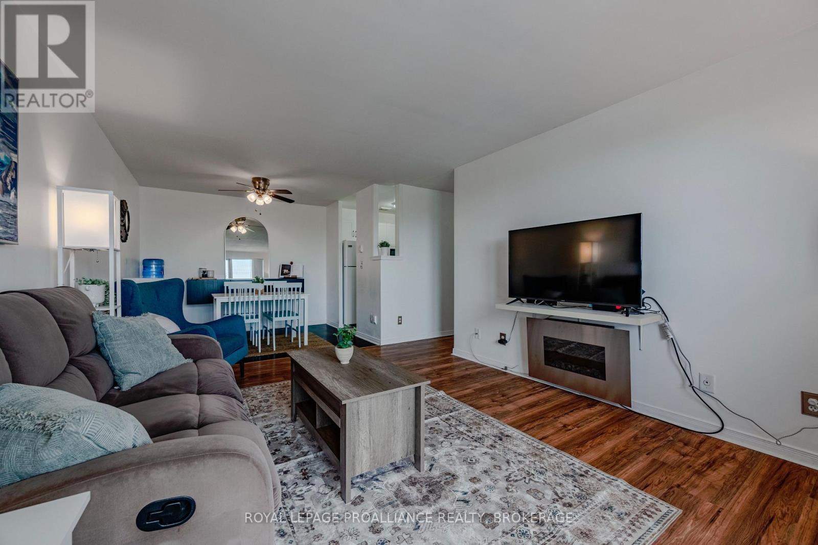 510 - 17 Eldon Hall Place, Kingston, Ontario  K7M 7H5 - Photo 11 - X12459980