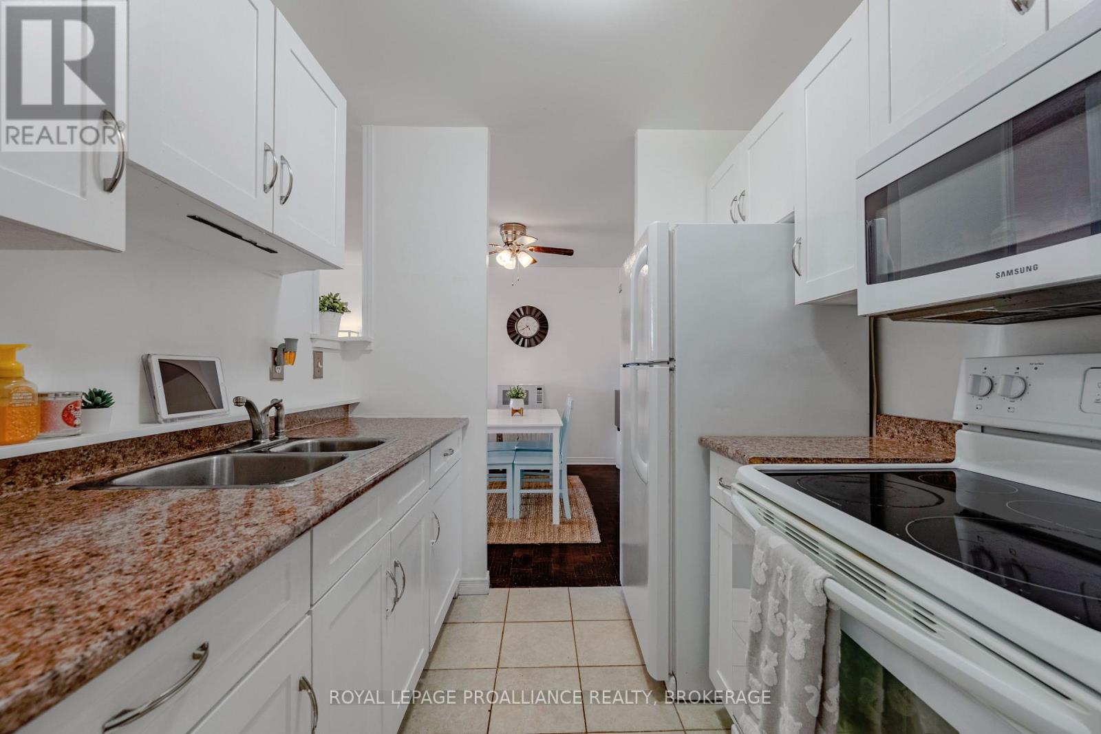 510 - 17 Eldon Hall Place, Kingston, Ontario  K7M 7H5 - Photo 7 - X12459980