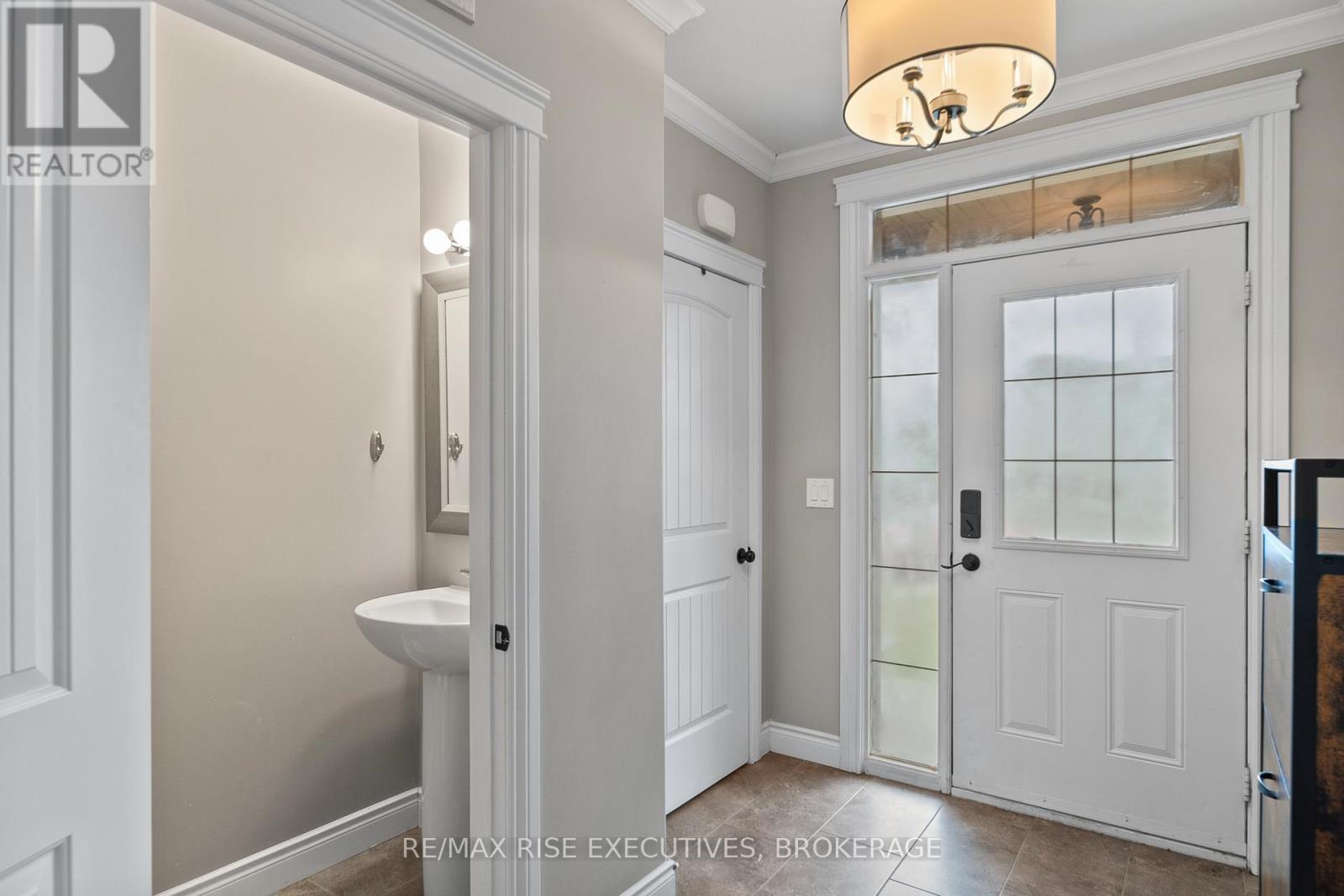 1177 Horizon Drive, Kingston (City Northwest), Ontario  K7P 0K7 - Photo 4 - X12460003