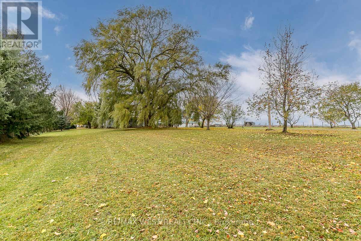 7941 Highway 26, Clearview, Ontario  L0M 1S0 - Photo 32 - S12432335