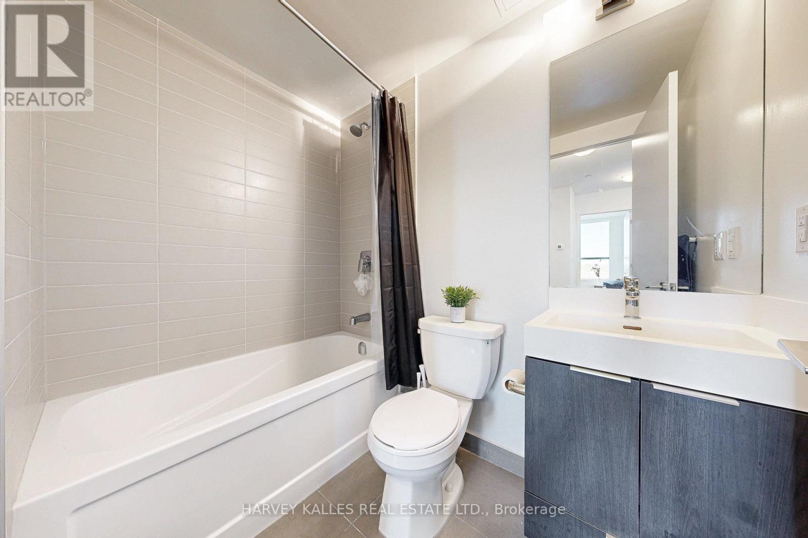 703 - 3100 Keele Street, Toronto, Ontario  M3M 0E1 - Photo 17 - W12459688