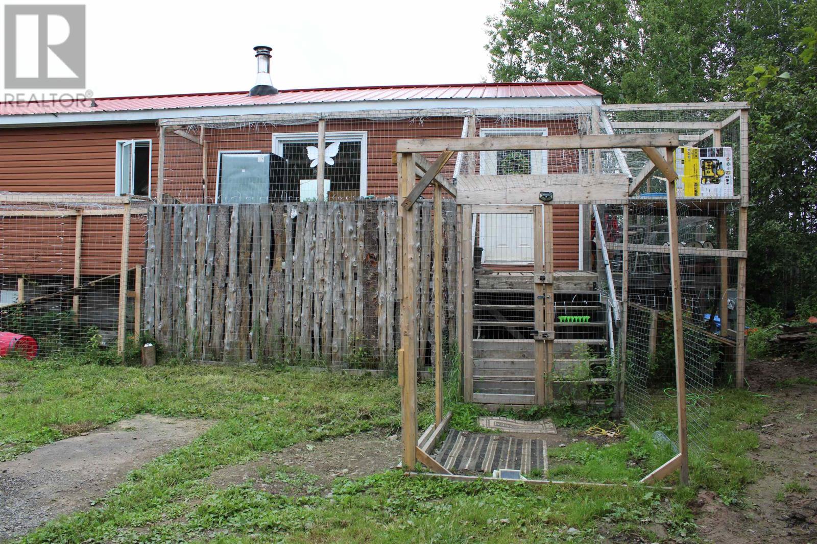 189 Larson Rd, Neebing, Ontario