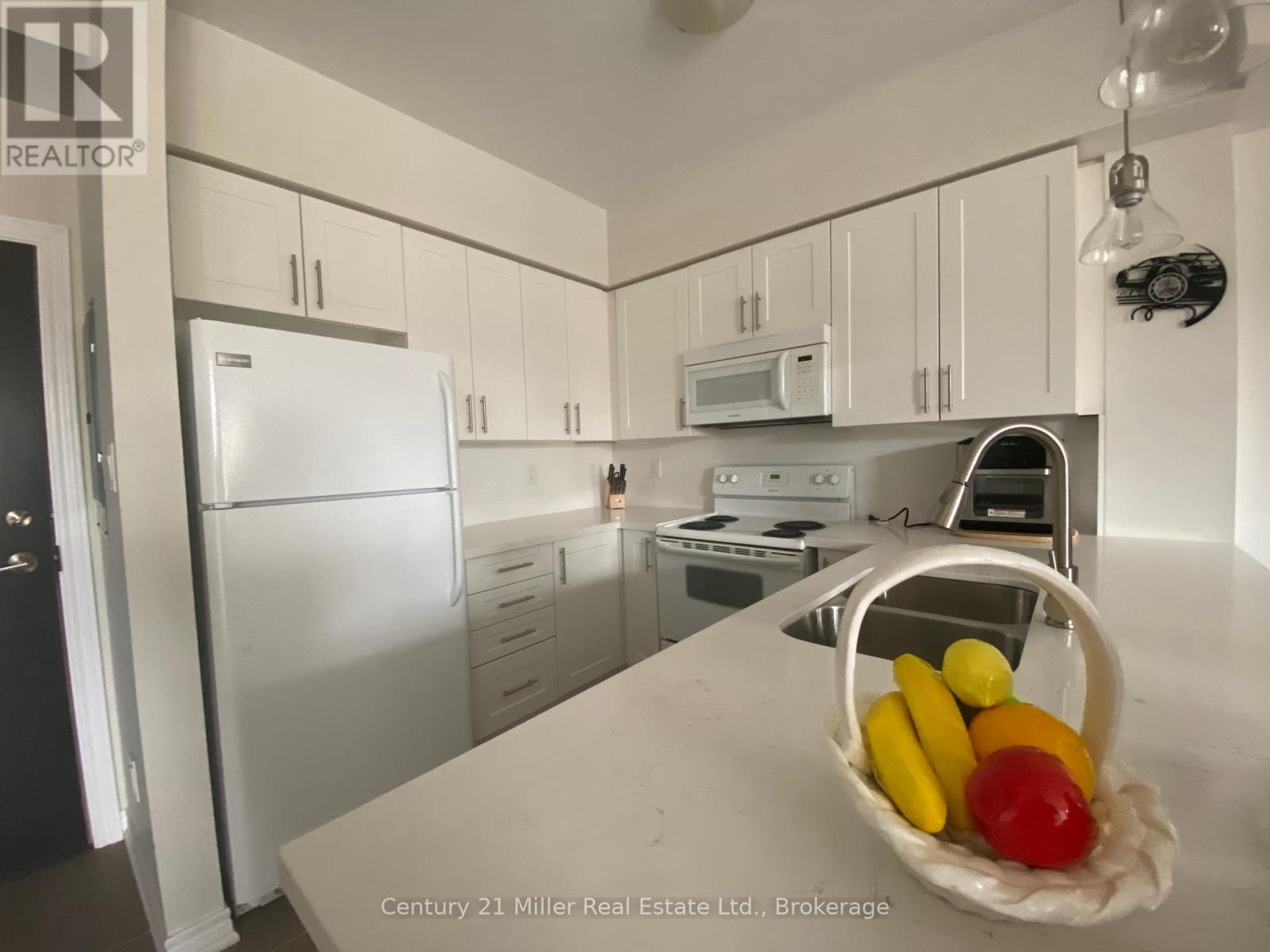 306 - 2326 Taunton Road, Oakville, Ontario  L6H 0L3 - Photo 3 - W12460010