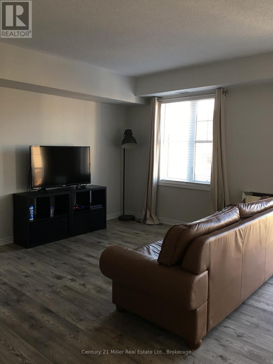 306 - 2326 Taunton Road, Oakville, Ontario  L6H 0L3 - Photo 6 - W12460010