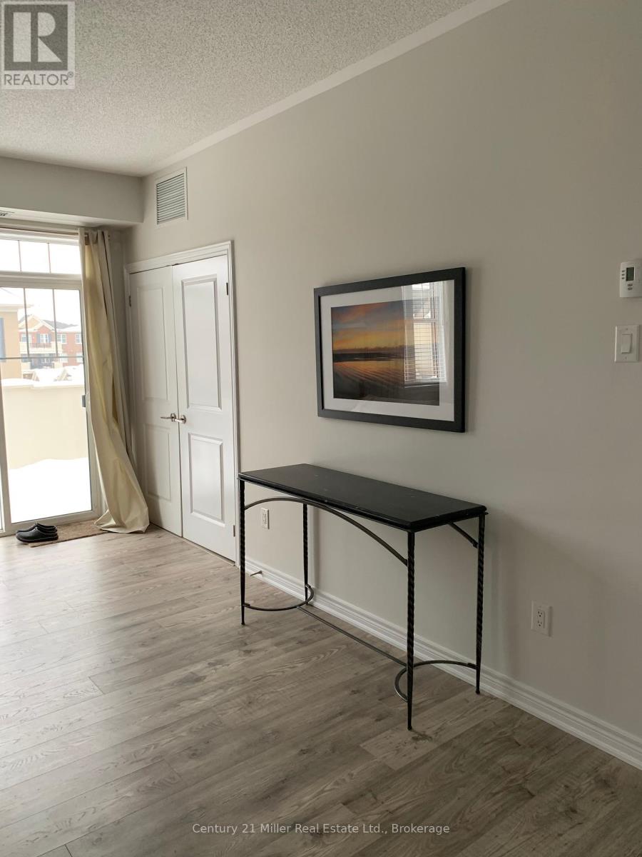 306 - 2326 Taunton Road, Oakville, Ontario  L6H 0L3 - Photo 9 - W12460010