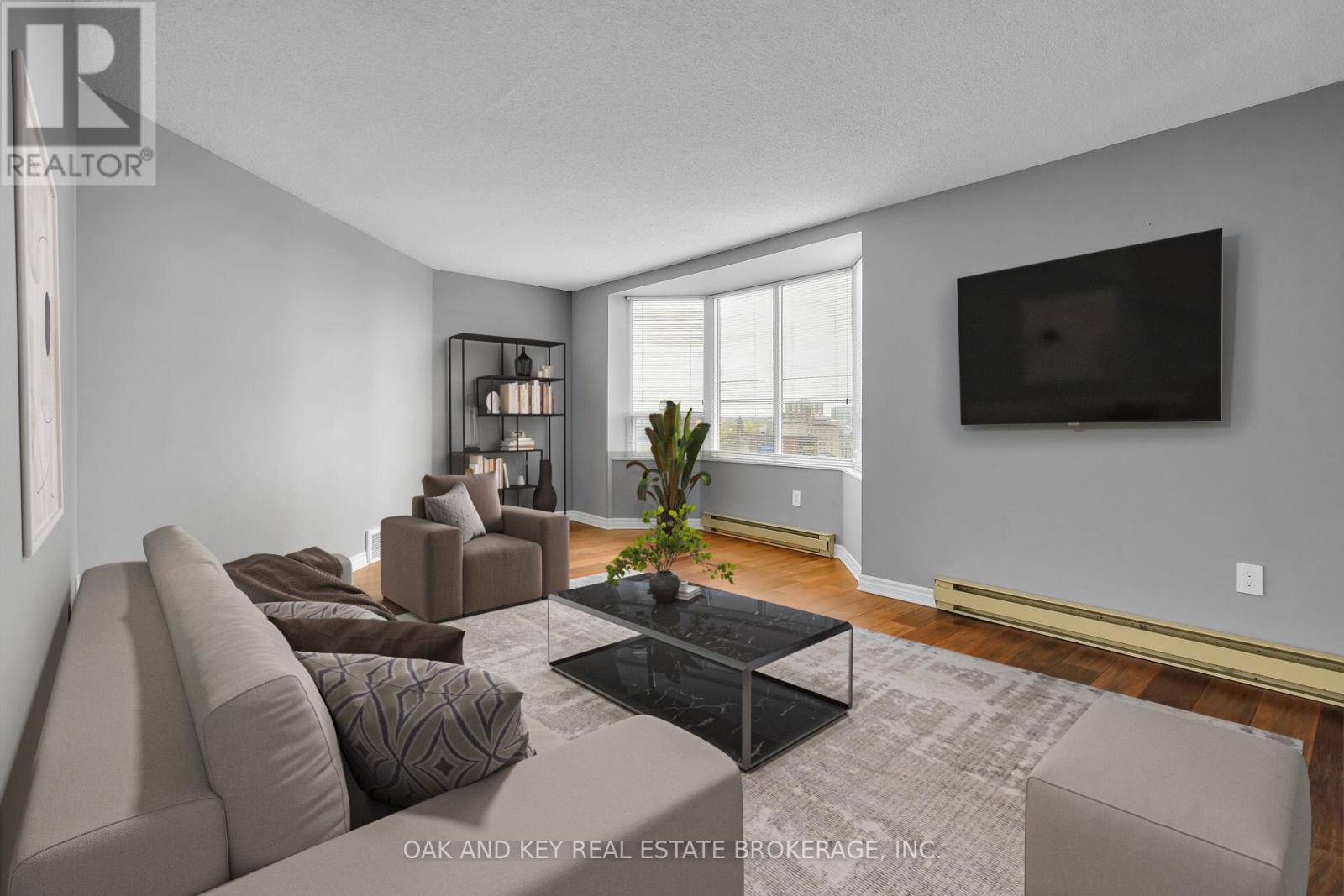 1404 - 500 Talbot Street, London East (East F), Ontario  N6A 2S3 - Photo 6 - X12459934