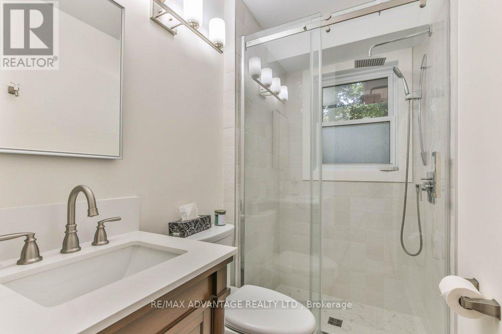 70 Fairlane Road, London South, Ontario  N6K 3E4 - Photo 26 - X12459950