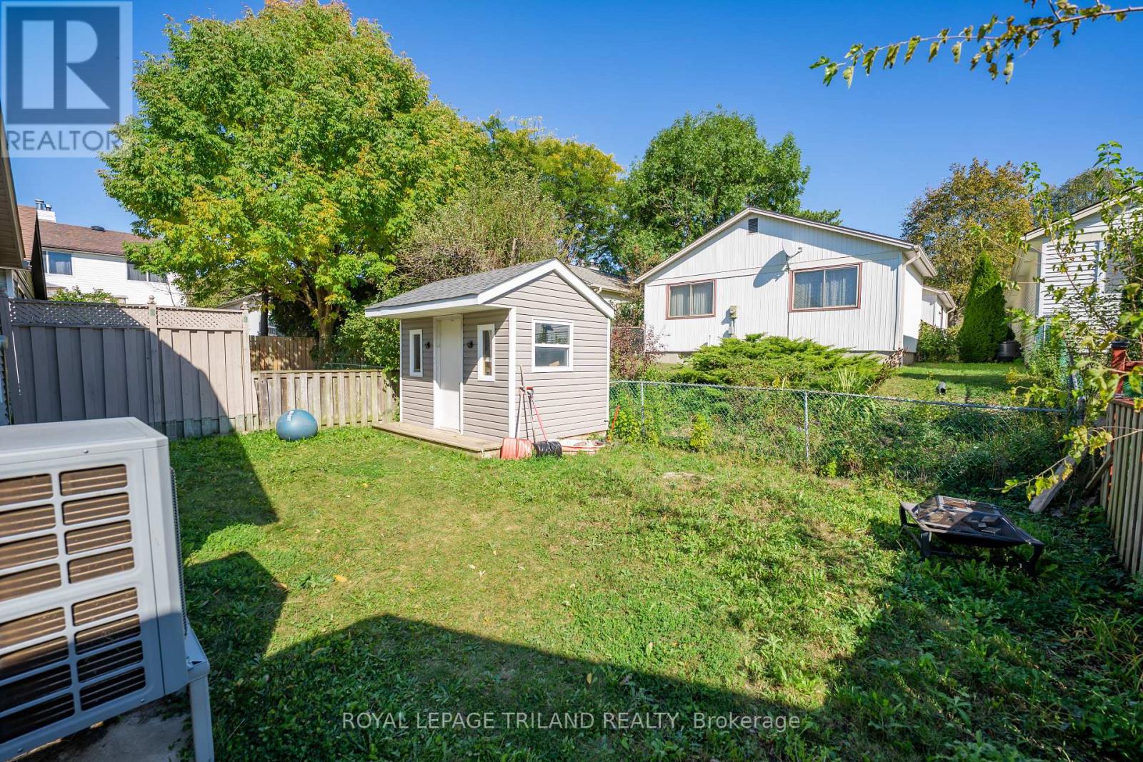 46 Dalhousie Crescent, London South, Ontario  N6K 3N2 - Photo 3 - X12460005