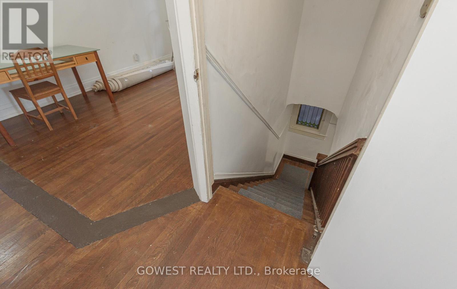 16 Edna Avenue, Toronto, Ontario  M6P 1B5 - Photo 17 - W12459722