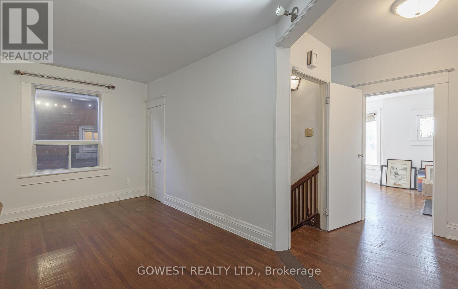 16 Edna Avenue, Toronto, Ontario  M6P 1B5 - Photo 18 - W12459722