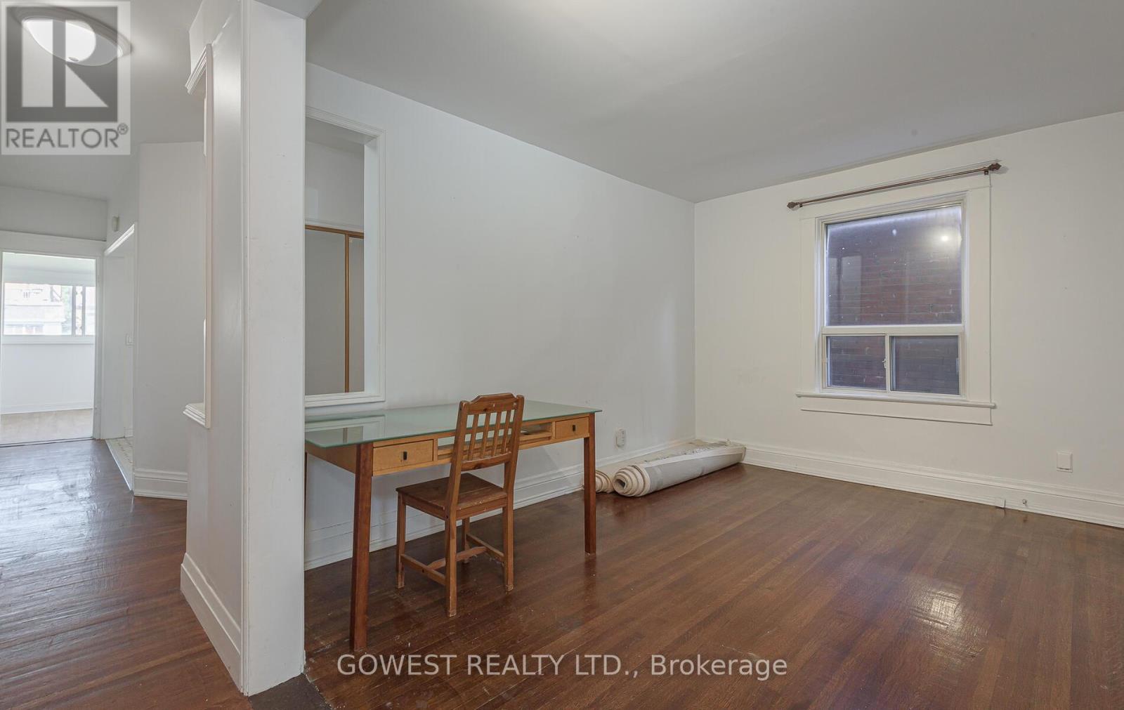 16 Edna Avenue, Toronto, Ontario  M6P 1B5 - Photo 19 - W12459722