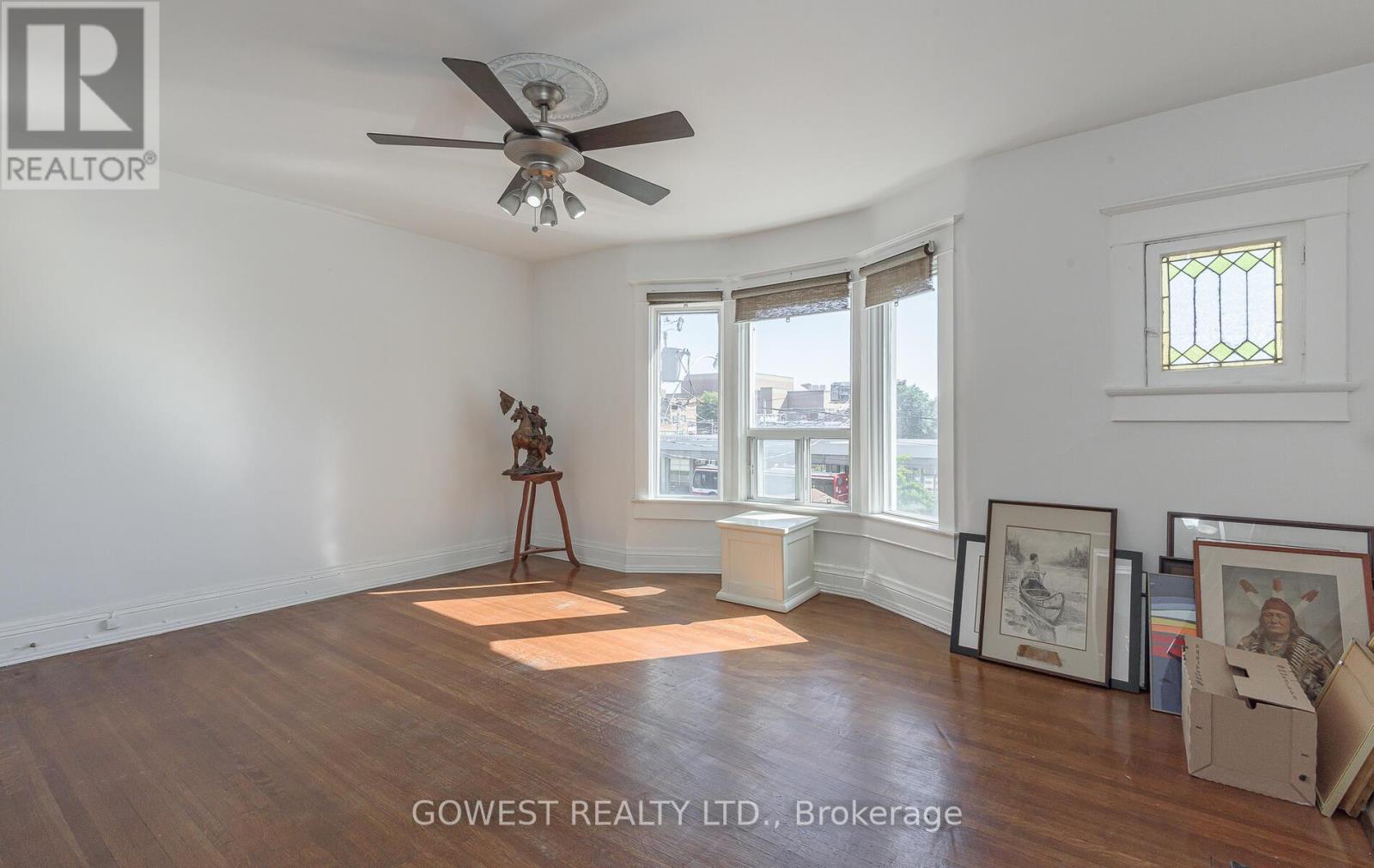 16 Edna Avenue, Toronto, Ontario  M6P 1B5 - Photo 25 - W12459722