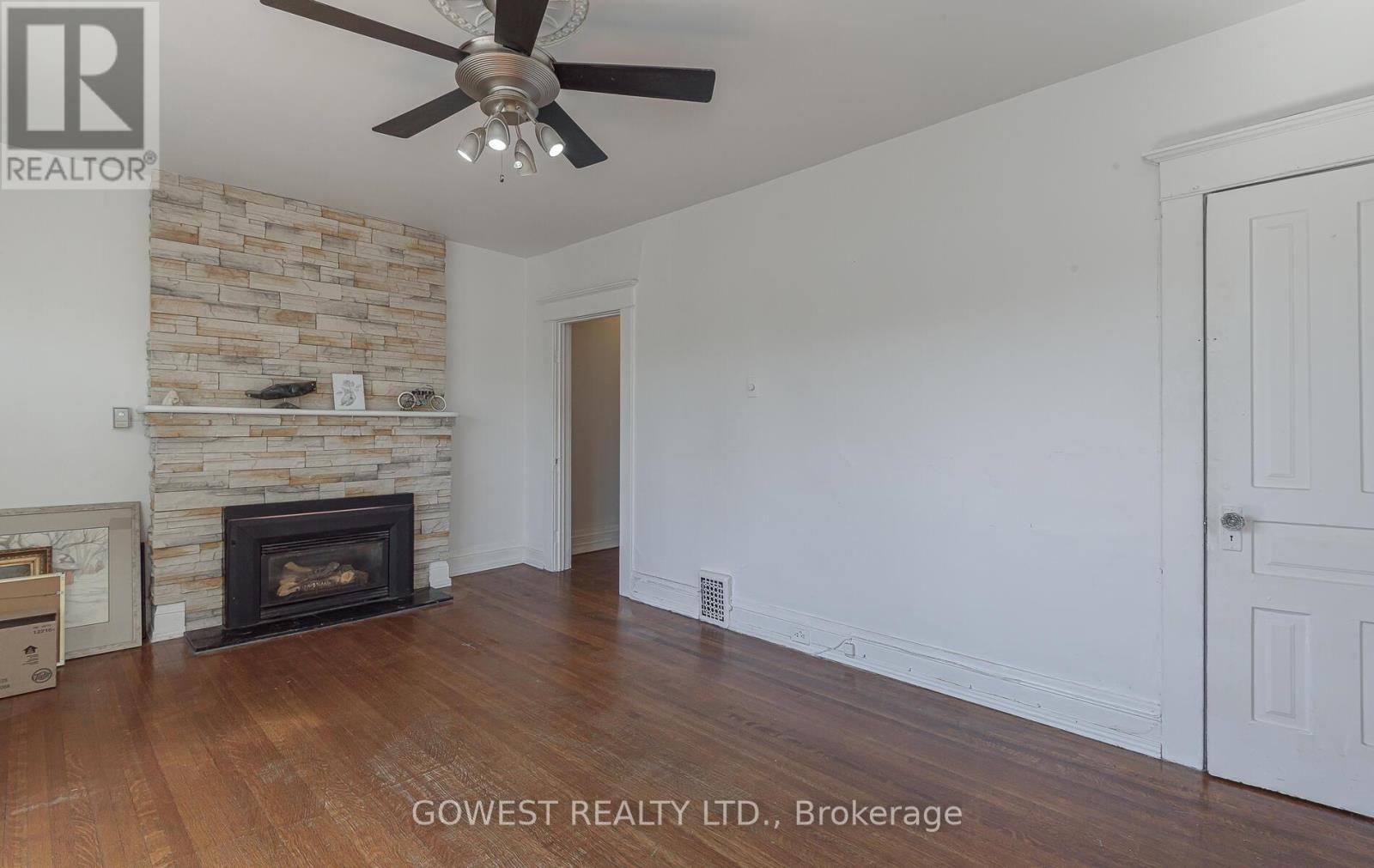 16 Edna Avenue, Toronto, Ontario  M6P 1B5 - Photo 26 - W12459722