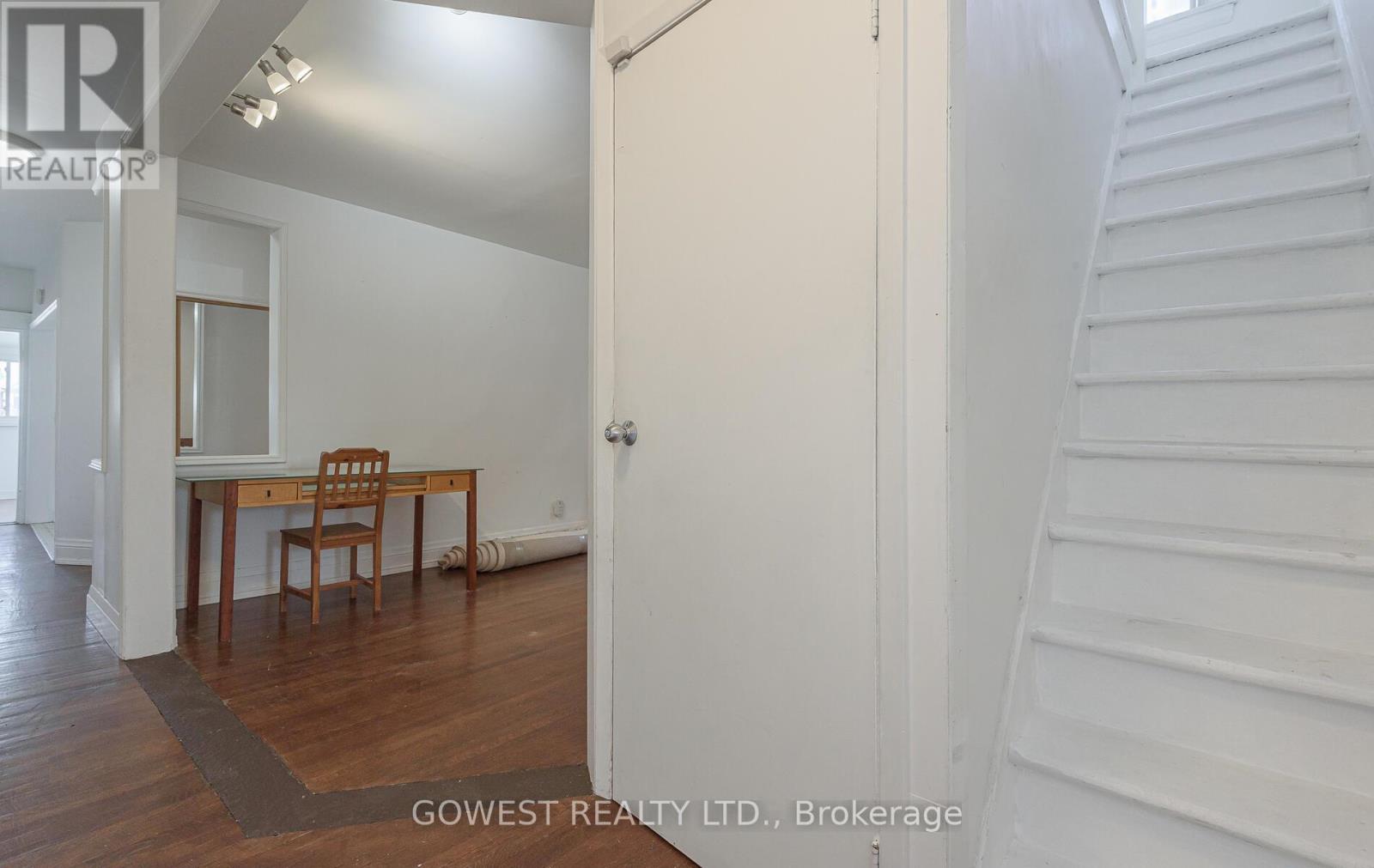 16 Edna Avenue, Toronto, Ontario  M6P 1B5 - Photo 29 - W12459722
