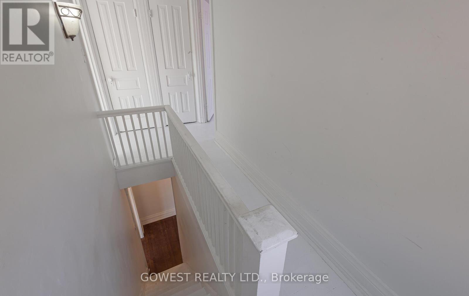 16 Edna Avenue, Toronto, Ontario  M6P 1B5 - Photo 30 - W12459722