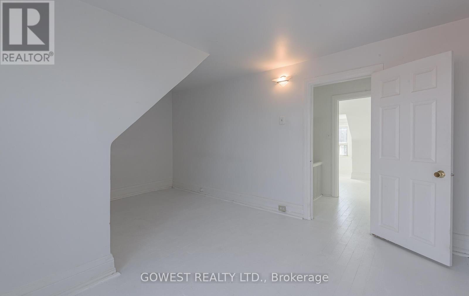 16 Edna Avenue, Toronto, Ontario  M6P 1B5 - Photo 34 - W12459722