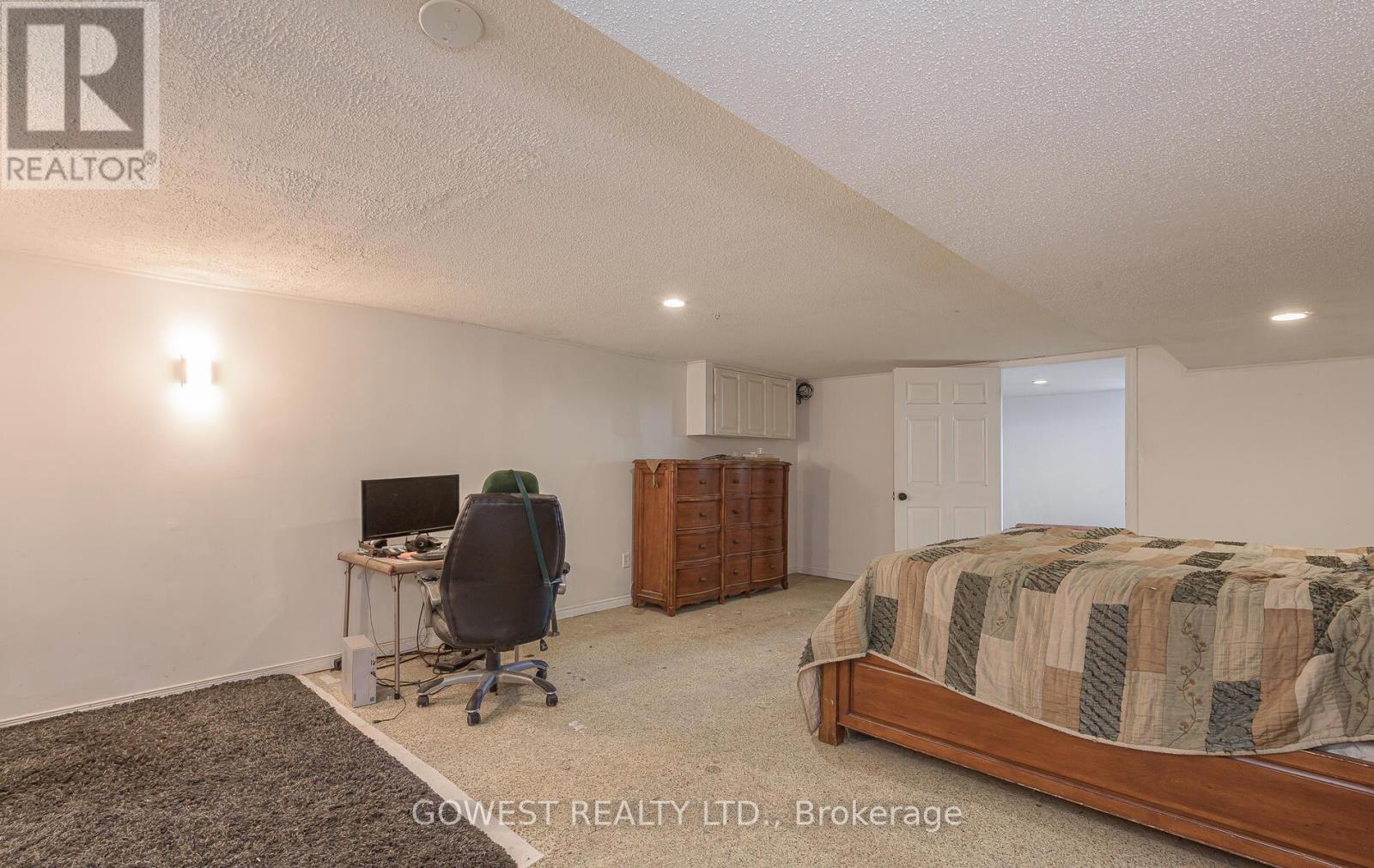 16 Edna Avenue, Toronto, Ontario  M6P 1B5 - Photo 40 - W12459722