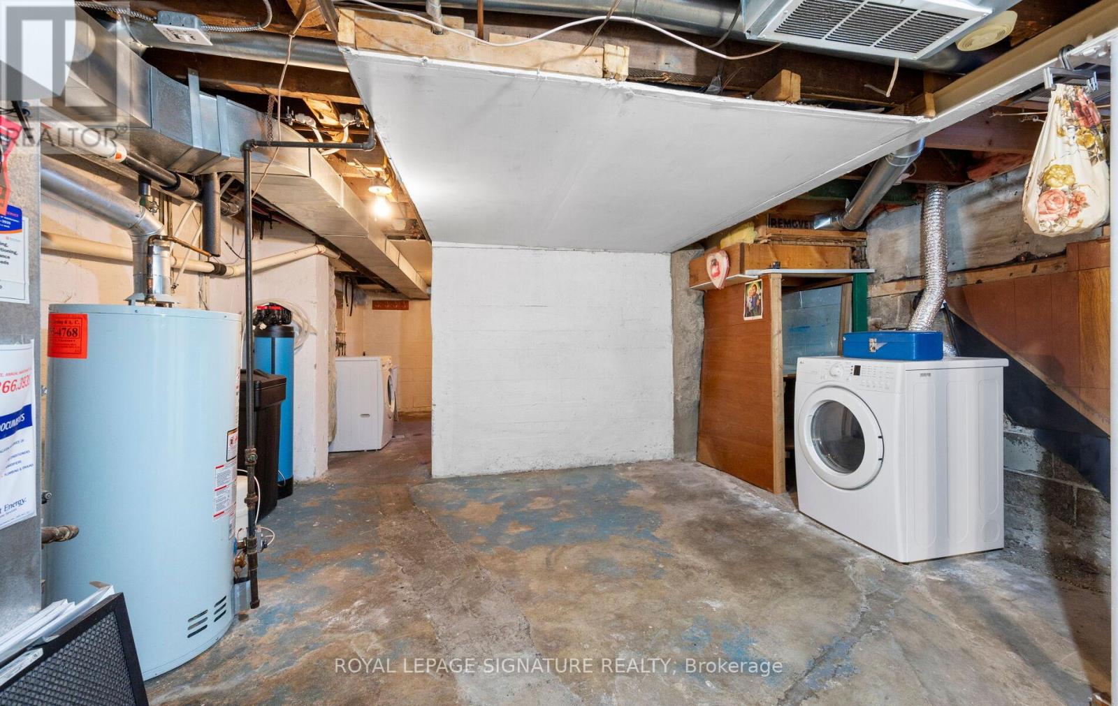 69 Chambers Avenue, Toronto, Ontario  M6N 3M1 - Photo 35 - W12459763