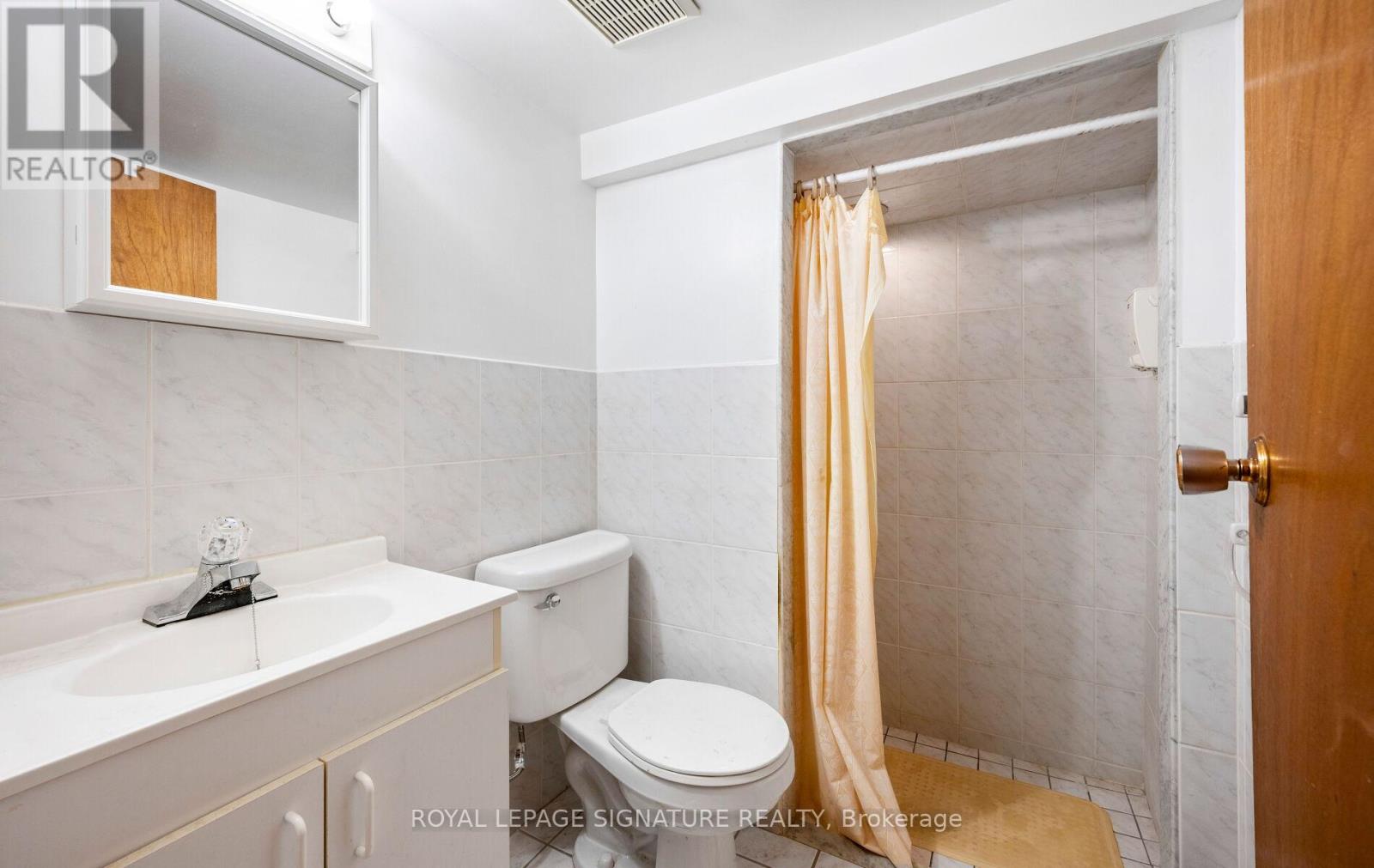 69 Chambers Avenue, Toronto, Ontario  M6N 3M1 - Photo 36 - W12459763
