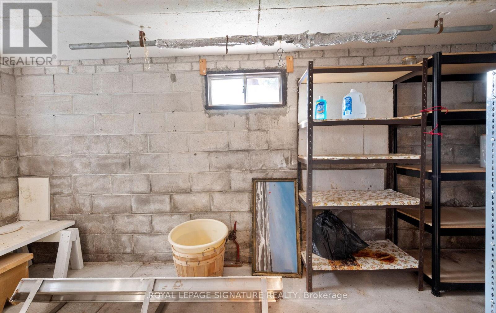 69 Chambers Avenue, Toronto, Ontario  M6N 3M1 - Photo 42 - W12459763