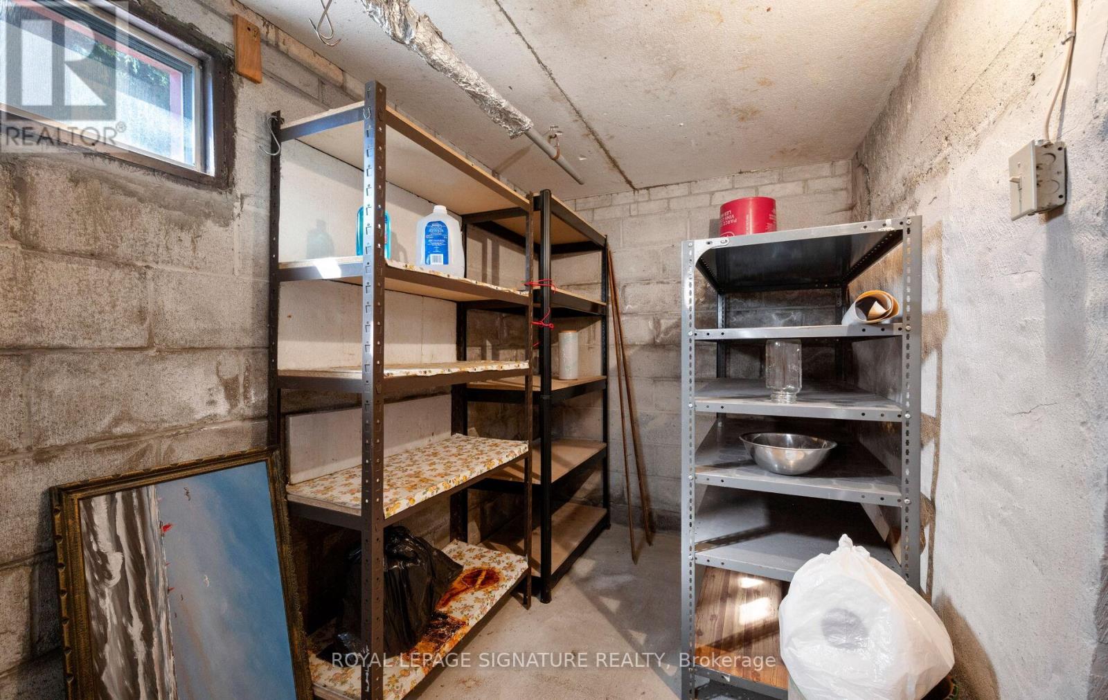 69 Chambers Avenue, Toronto, Ontario  M6N 3M1 - Photo 44 - W12459763