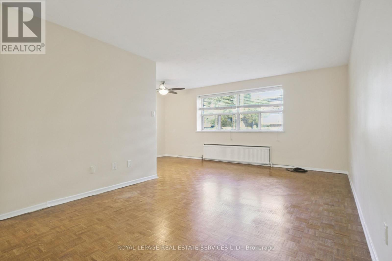 107 - 7 Helene Street N, Mississauga, Ontario  L5G 3B3 - Photo 5 - W12459792