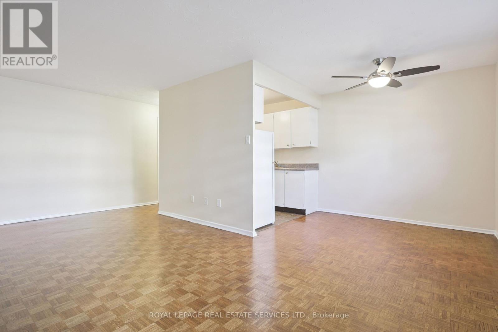 107 - 7 Helene Street N, Mississauga, Ontario  L5G 3B3 - Photo 6 - W12459792