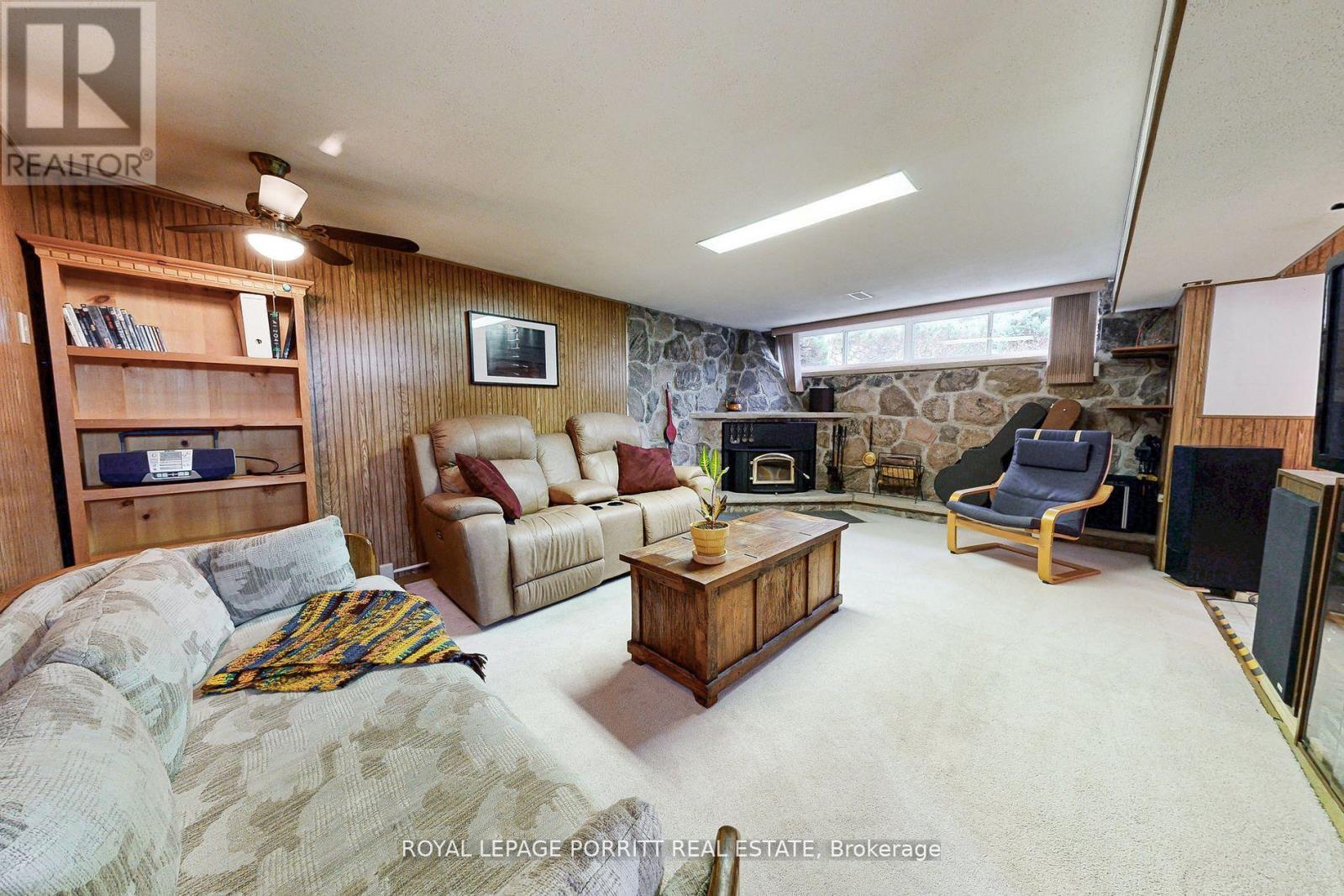 26 Richland Crescent, Toronto, Ontario  M9C 4C2 - Photo 25 - W12459798