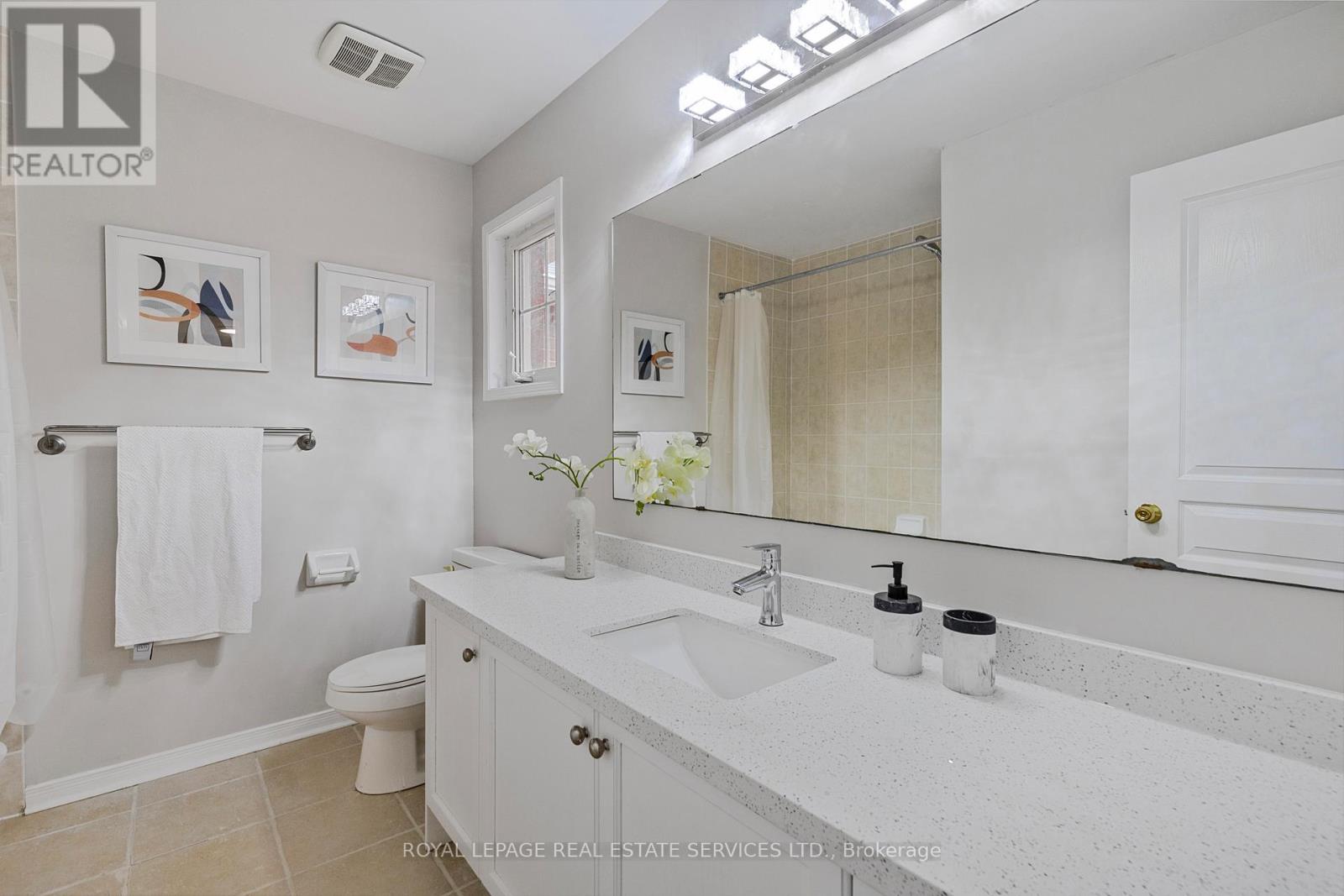 2425 Postmaster Drive, Oakville, Ontario  L6M 0J2 - Photo 32 - W12459802