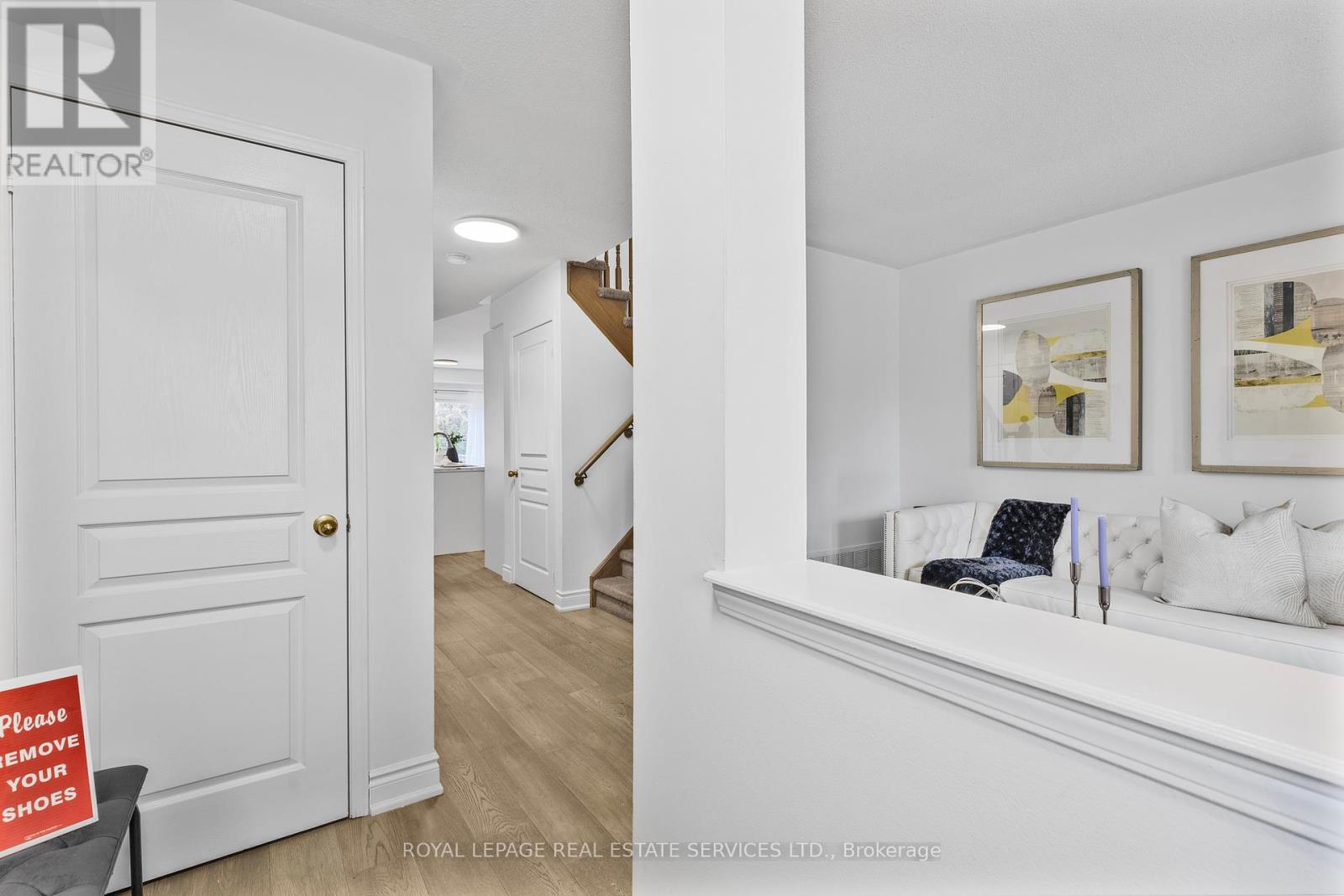 2425 Postmaster Drive, Oakville, Ontario  L6M 0J2 - Photo 4 - W12459802
