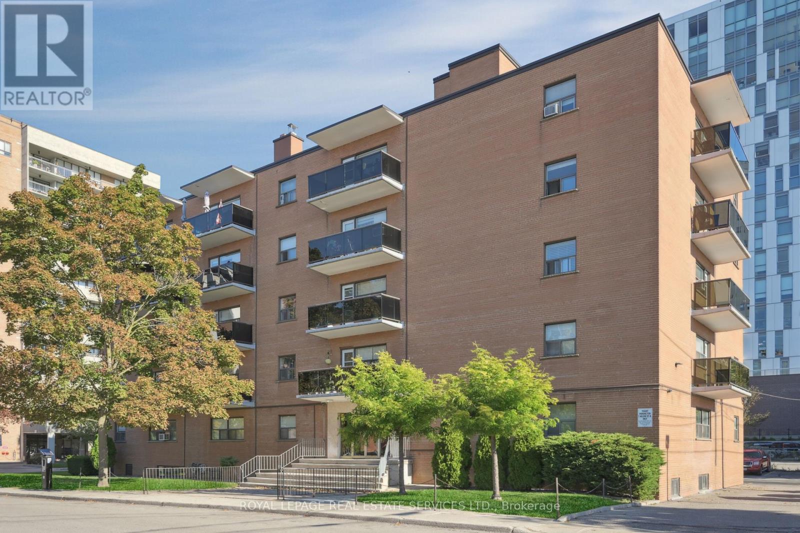 402 - 7 HELENE STREET N, Mississauga, Ontario