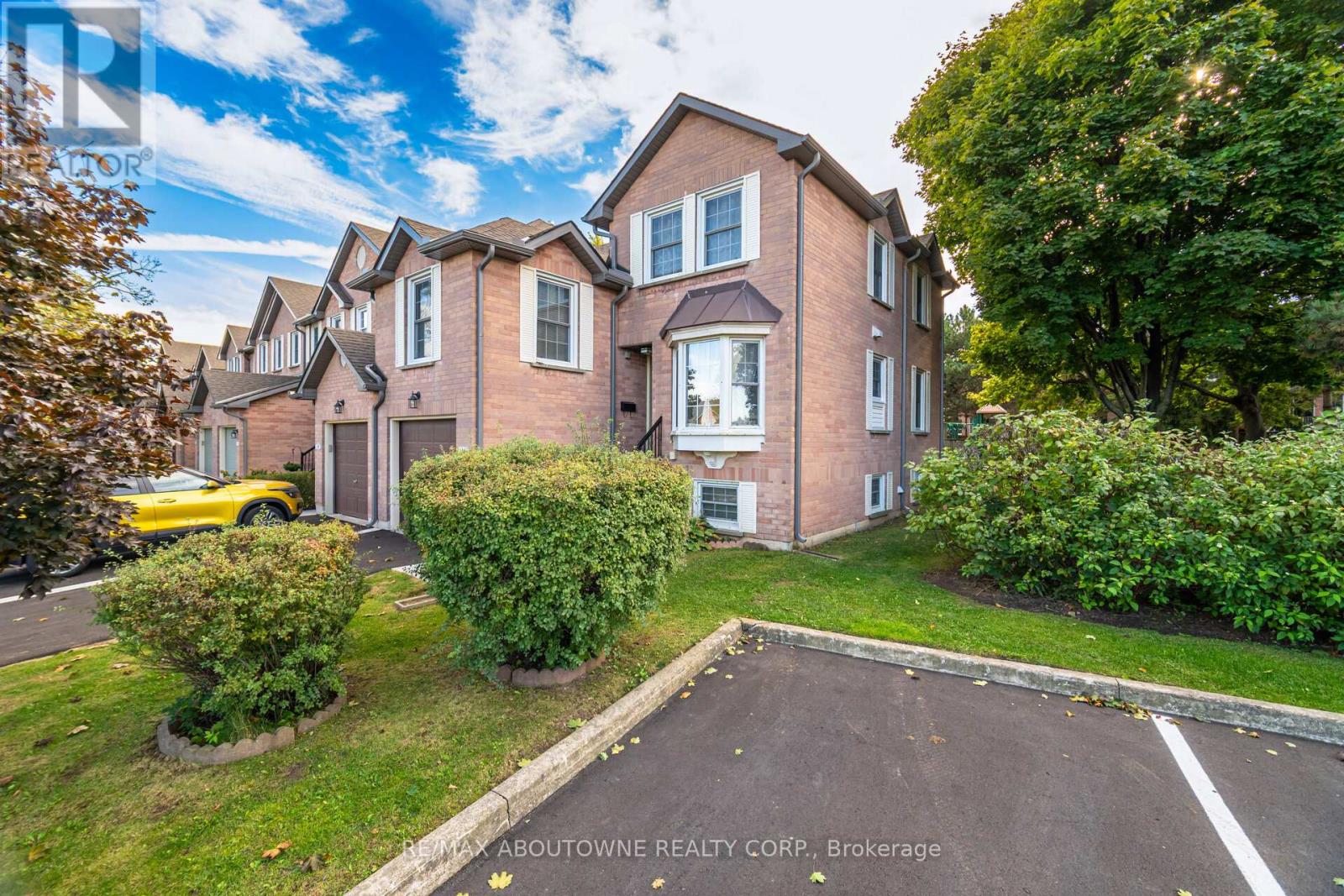 14 - 2935 Headon Forest Drive, Burlington, Ontario  L7M 3Z7 - Photo 3 - W12459845