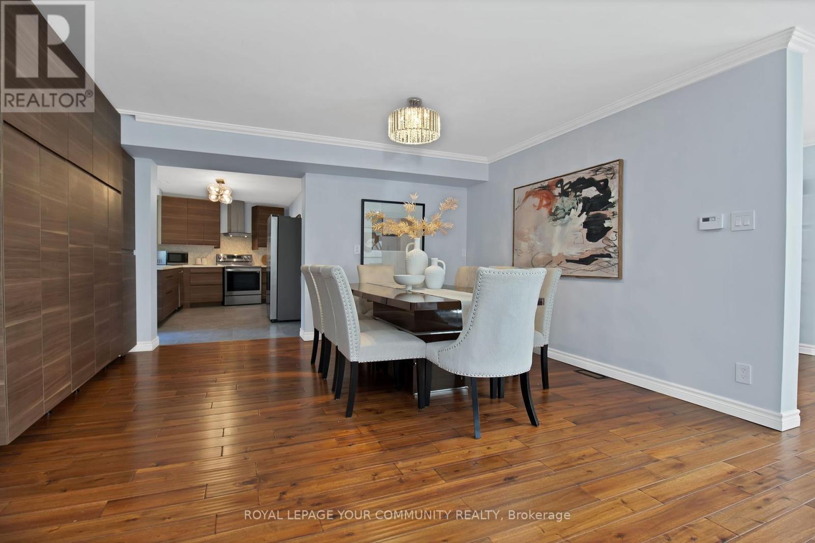 651 Burnhamthorpe Road, Toronto, Ontario  M9C 2Z1 - Photo 14 - W12459862