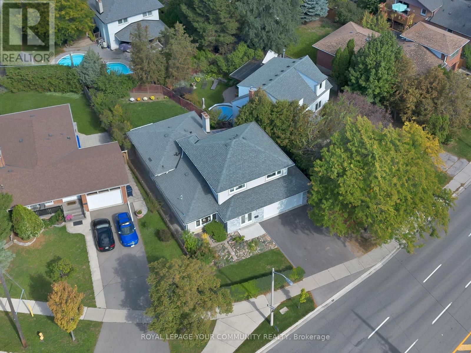 651 Burnhamthorpe Road, Toronto, Ontario  M9C 2Z1 - Photo 46 - W12459862