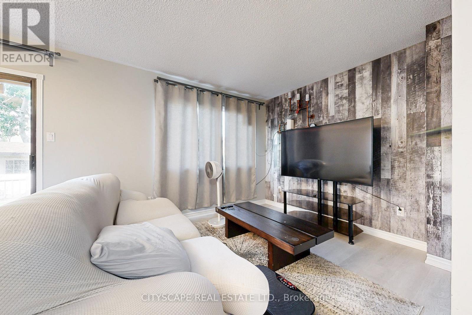 35 Letty Avenue, Brampton, Ontario  L6Y 4T3 - Photo 12 - W12459883