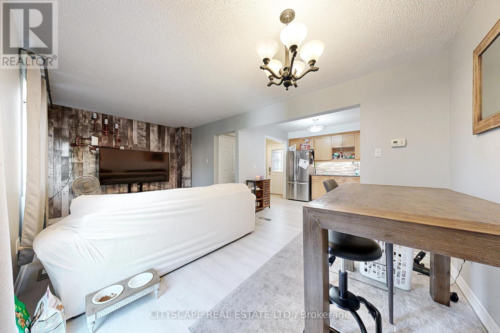 35 Letty Avenue, Brampton, Ontario  L6Y 4T3 - Photo 15 - W12459883
