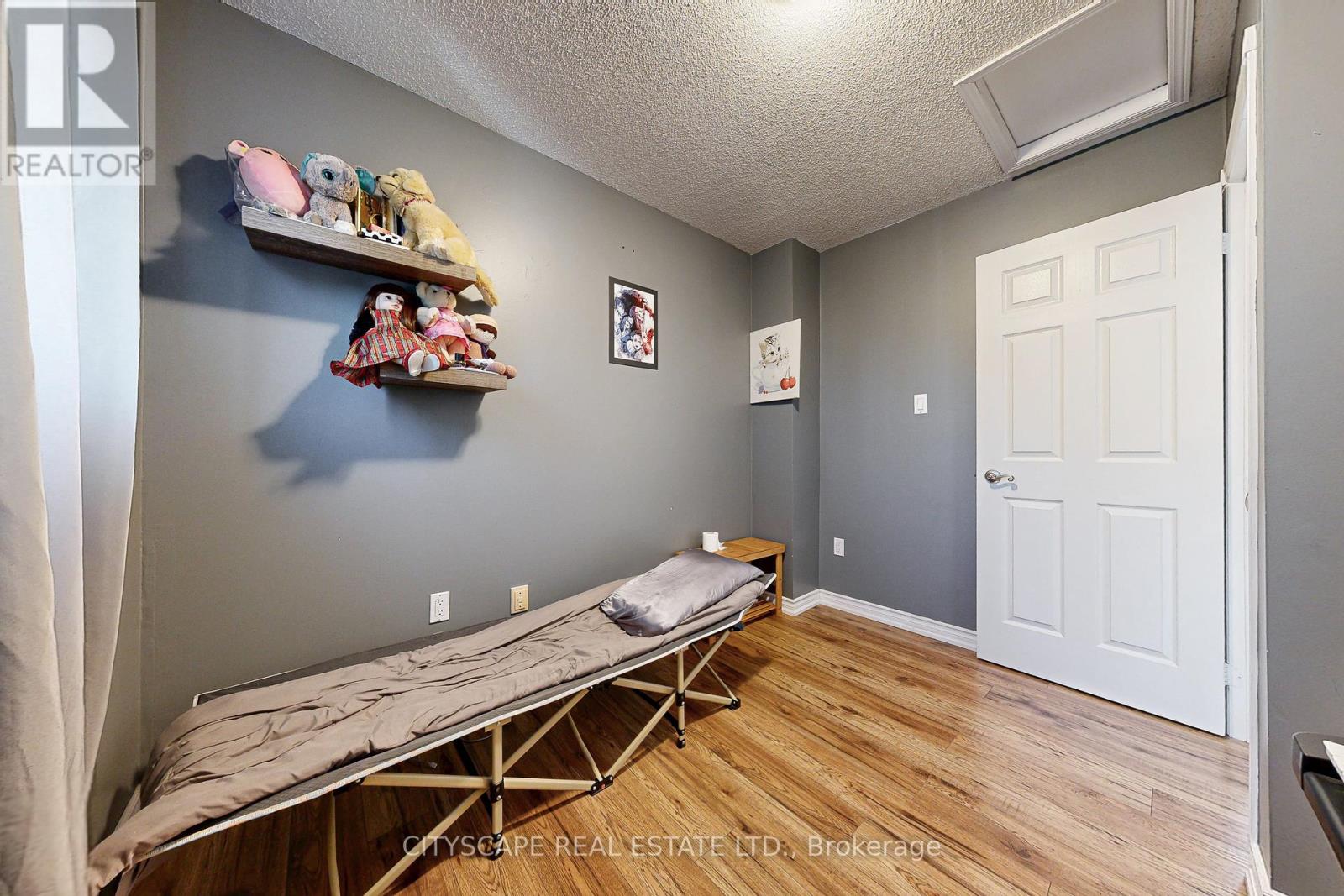35 Letty Avenue, Brampton, Ontario  L6Y 4T3 - Photo 23 - W12459883