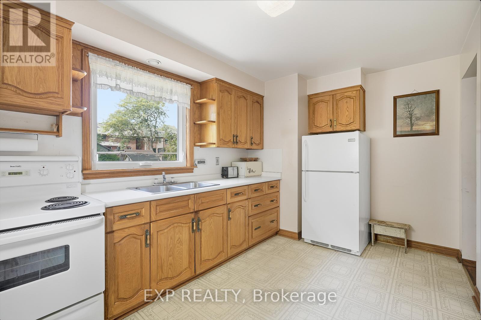 1071 Henley Road, Mississauga, Ontario  L4Y 1C8 - Photo 20 - W12459895