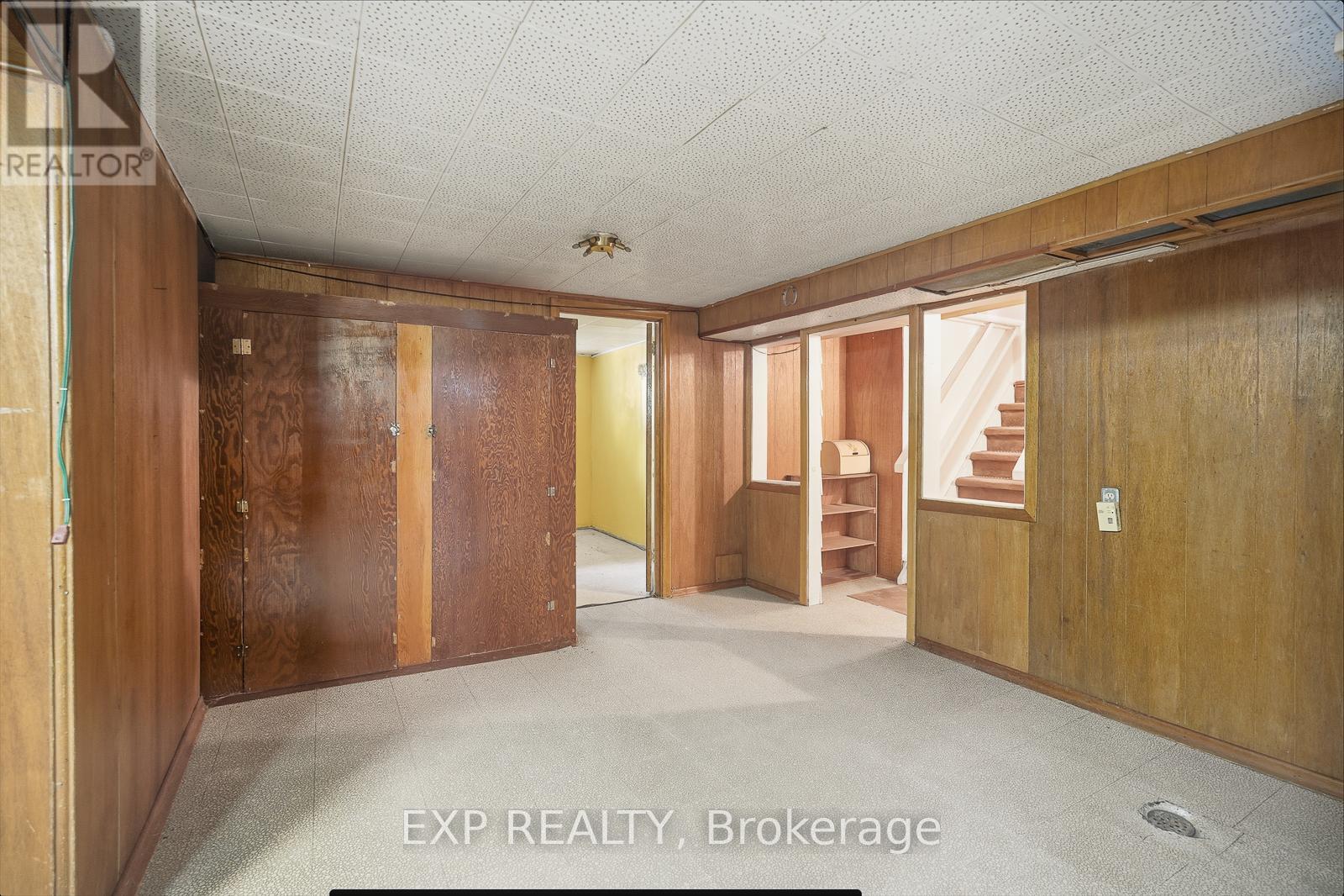 1071 Henley Road, Mississauga, Ontario  L4Y 1C8 - Photo 34 - W12459895
