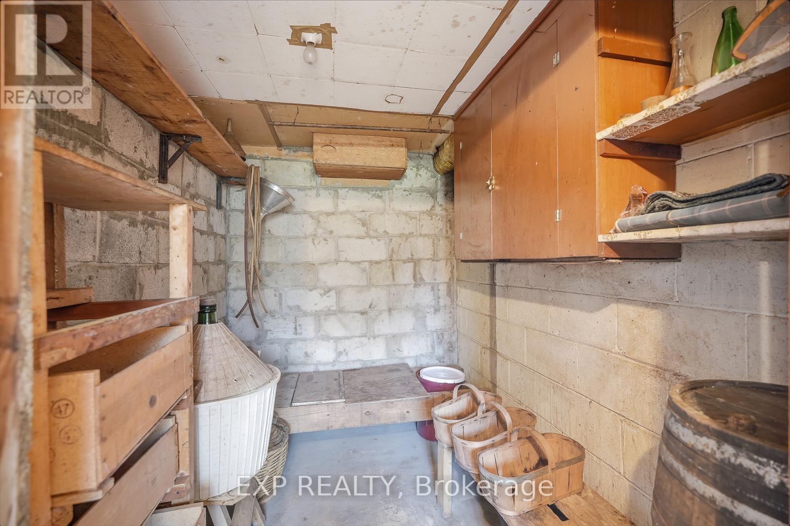 1071 Henley Road, Mississauga, Ontario  L4Y 1C8 - Photo 37 - W12459895